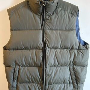 Old Navy Olive Green Unisex Puffer Vest